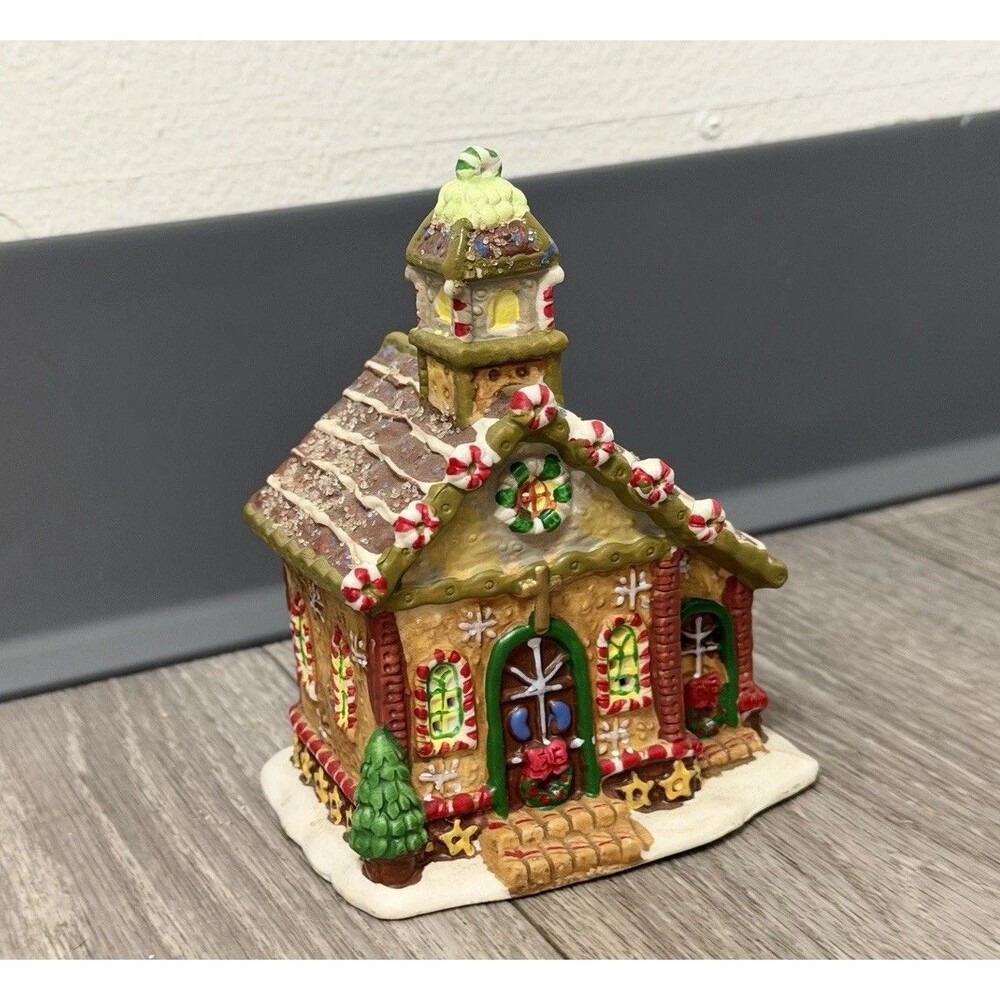 Ginger Frost Lane 2005 Christmas House Church Porcelain Ceramic 5” Tall - Picture 8 of 16